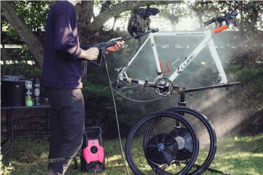 HOW TO PRESSURE WASH A MTB/ Hybrid BIKE WITH SAFTEY