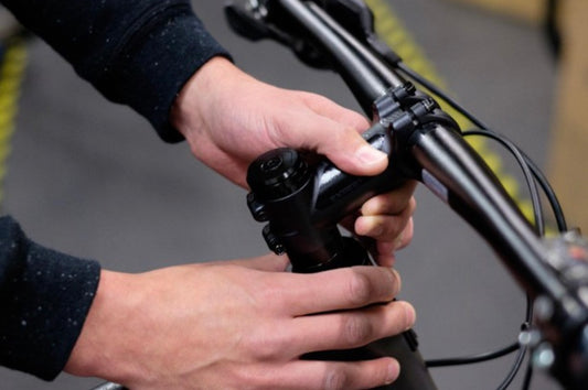 blog photo steps on how to adjust handlebar in threaded or quill stem of hybrid or mountain bike 