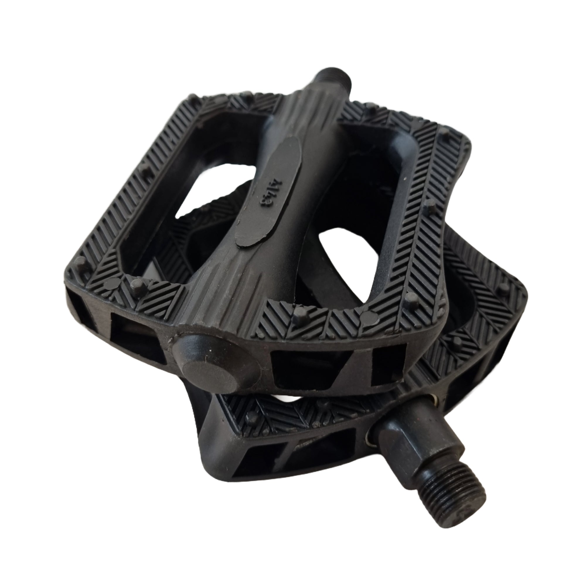 Buy Online Bicycle Pedals Resin Universal Size by Omobikes