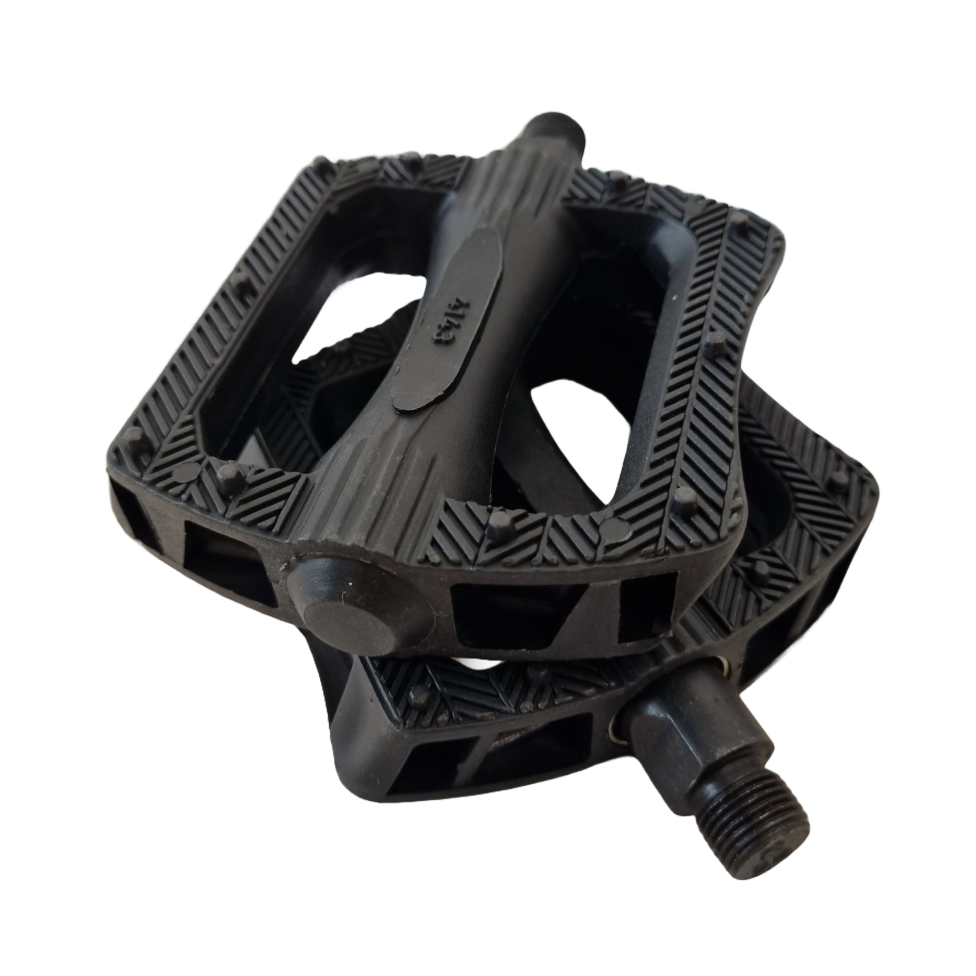 Buy online bicycle pedals for resin hybrid and mountain bike by omo bikes cycles under 200